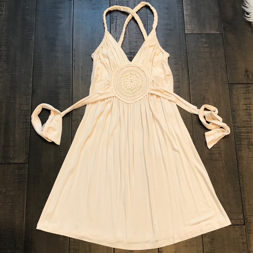 Sleeveless Dress - Fitted Top, Flowy Bottom! ❤️